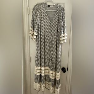 Size M Piper and Scoot Fringed Maxi